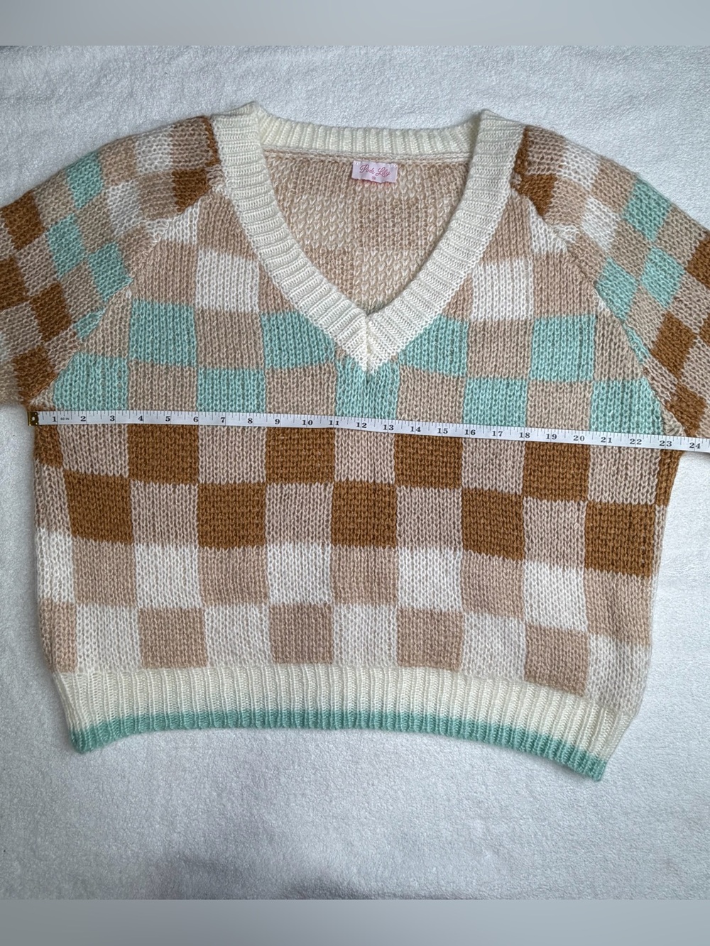 Pink Lily Multi Color Checker V-Neck Knit Oversized Sweater Size Medium - Picture 7 of 11